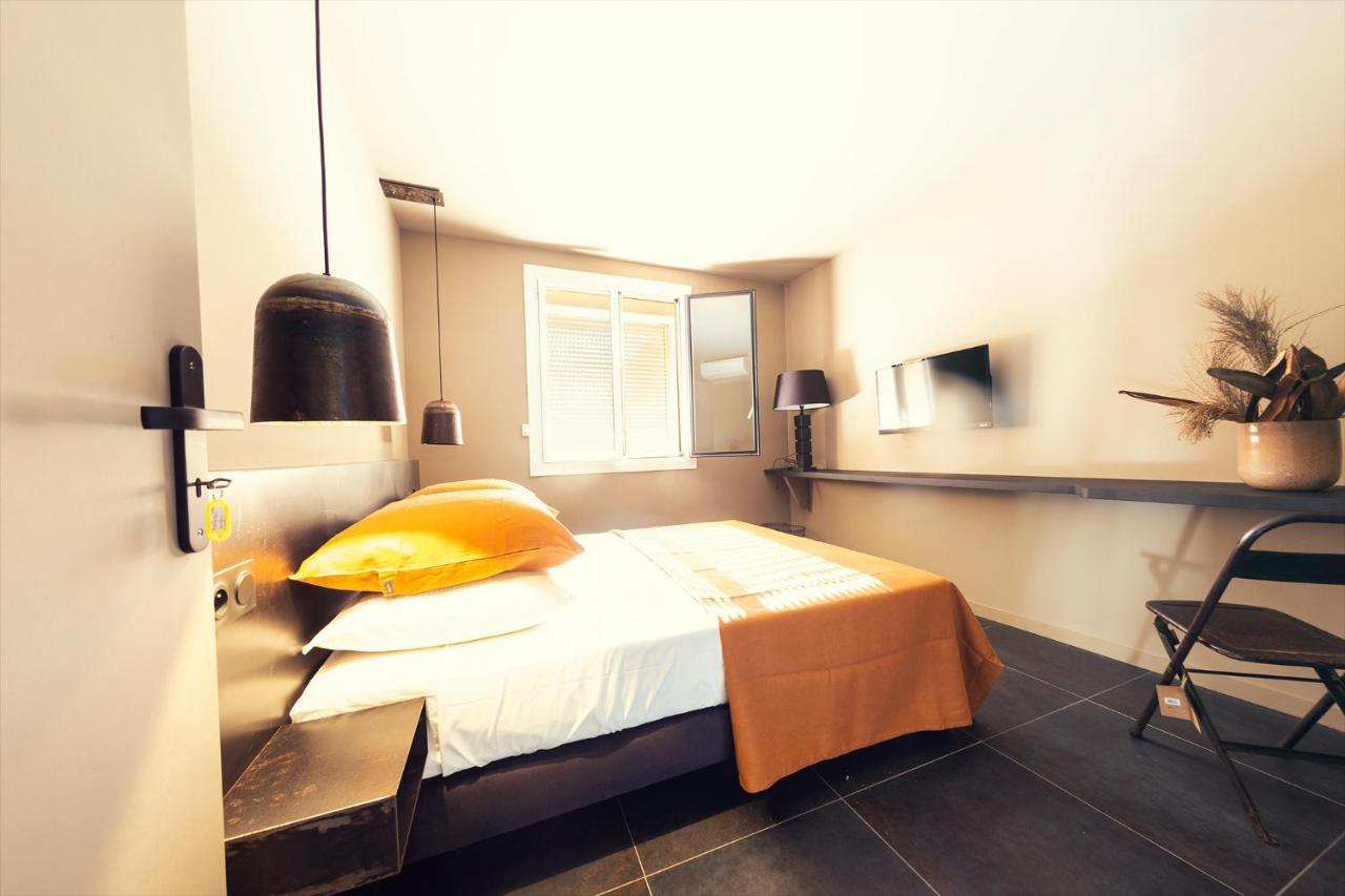 Bed and Breakfast El Pati Тюир Экстерьер фото